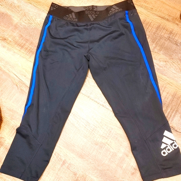 Adidas primeblue workout capris - Picture 1 of 3